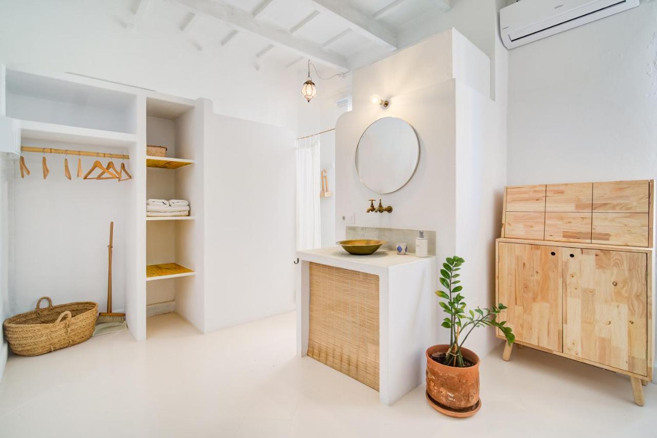 La Cayena Rooms & Apartments (Adults Only) Ciutadella  Luaran gambar